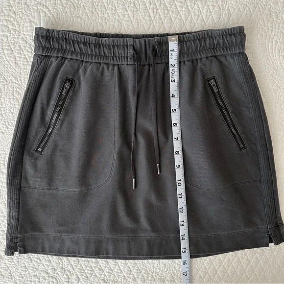 Athleta Farallon Charcoal Gray Mini Skirt Women’s Size 0 - Picture 6 of 12